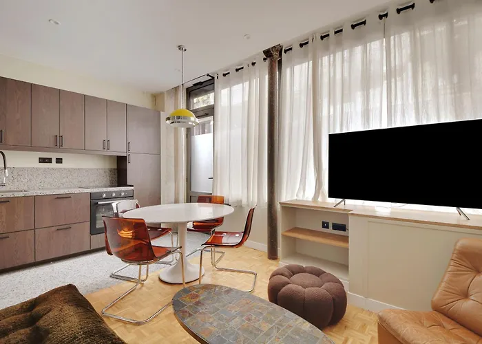 Pick A Flat\'S Apartment In Monmartre - Rue Etex